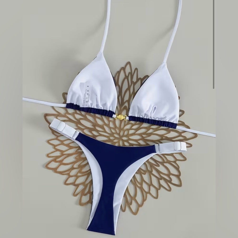 Chic Blue White Halter Thong Bikini Set - Picture 5 of 10
